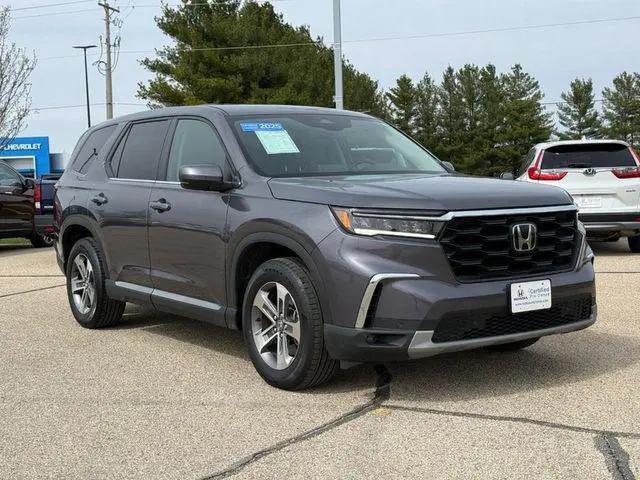 2025 Honda Pilot EX-L for sale in Janesville, WI