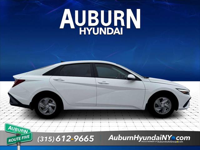 2026 Hyundai Elantra SE
