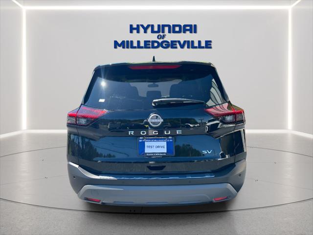 2023 Nissan Rogue SV FWD