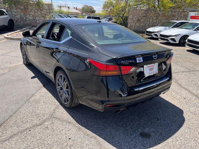 2023 Nissan Altima SR VC-Turbo FWD