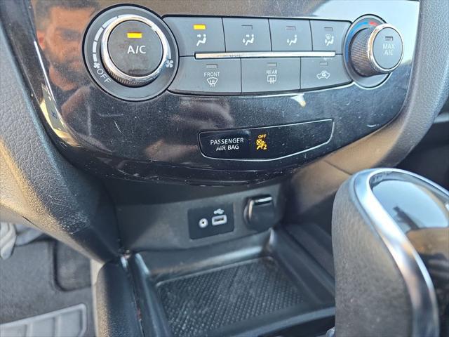 2022 Nissan Rogue Sport S FWD Xtronic CVT