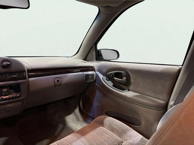 1999 Chevrolet Lumina LS