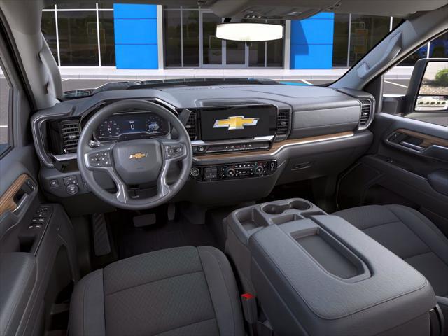 2026 Chevrolet Silverado 2500HD Crew Cab, Standard Bed, LT, 4WD