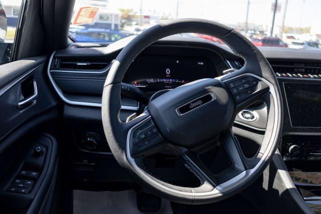 2025 Jeep Grand Cherokee Altitude X 4x4