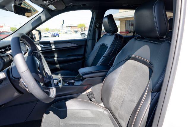 2025 Jeep Grand Cherokee Altitude X 4x4