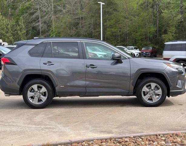 2023 Toyota RAV4 Hybrid LE