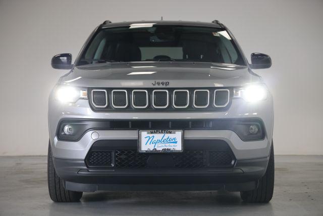 2022 Jeep Compass Latitude FWD