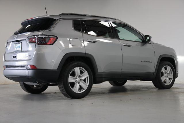 2022 Jeep Compass Latitude FWD