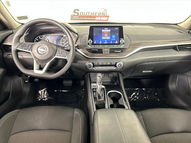 2024 Nissan Altima SV FWD
