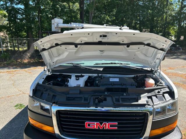 2024 GMC Savana Cargo RWD 2500 Regular Wheelbase Work Van