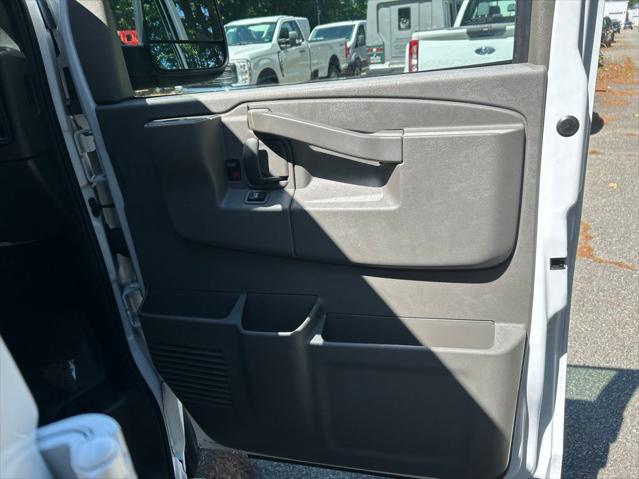 2024 GMC Savana Cargo RWD 2500 Regular Wheelbase Work Van