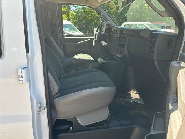 2024 GMC Savana Cargo RWD 2500 Regular Wheelbase Work Van