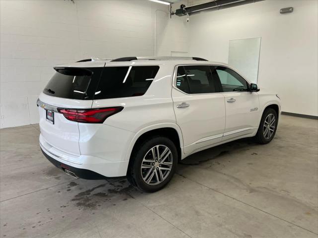 2023 Chevrolet Traverse AWD High Country
