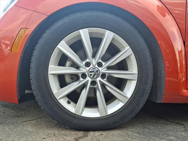 2017 Volkswagen Beetle 1.8T SE
