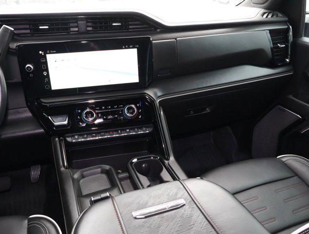 2025 GMC Sierra 2500HD 4WD Crew Cab Standard Bed AT4X
