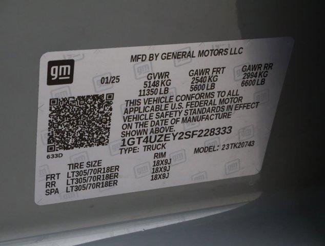 2025 GMC Sierra 2500HD 4WD Crew Cab Standard Bed AT4X