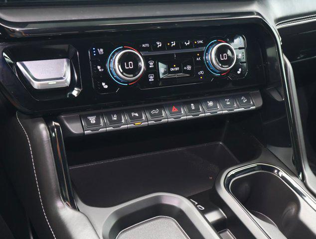 2025 GMC Sierra 2500HD 4WD Crew Cab Standard Bed AT4X