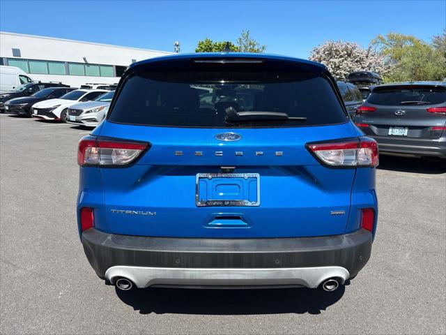 2020 Ford Escape Titanium Hybrid
