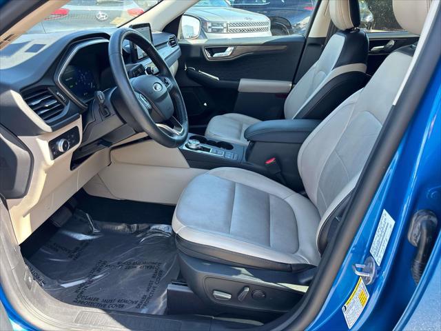 2020 Ford Escape Titanium Hybrid