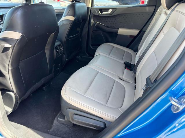 2020 Ford Escape Titanium Hybrid