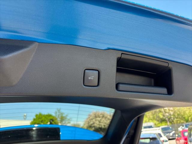 2020 Ford Escape Titanium Hybrid