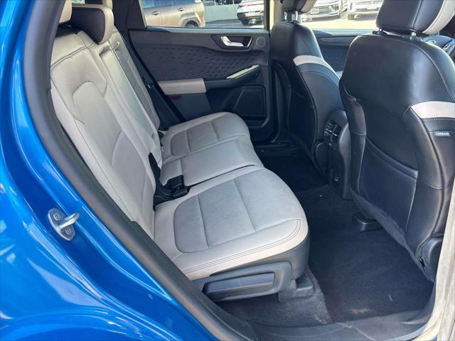 2020 Ford Escape Titanium Hybrid