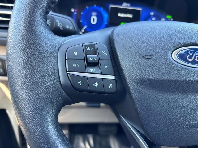 2020 Ford Escape Titanium Hybrid