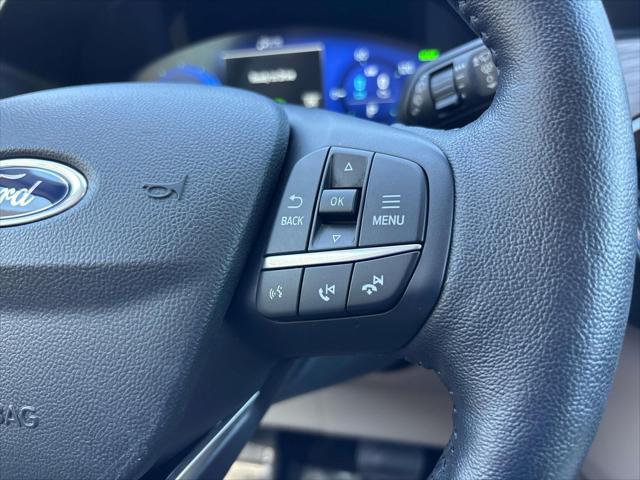 2020 Ford Escape Titanium Hybrid