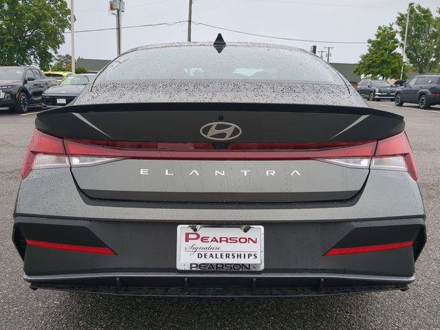 2026 Hyundai Elantra SEL Sport