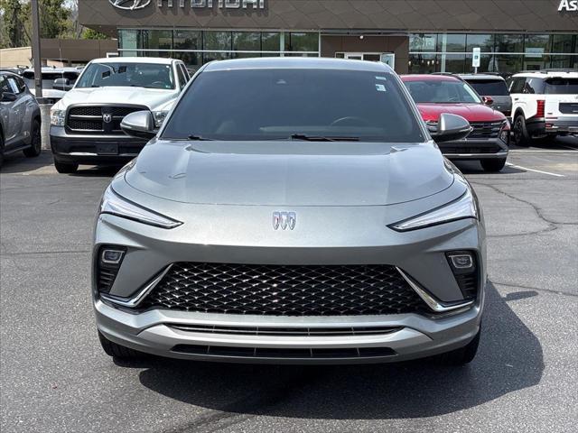 2024 Buick NV Avenir FWD