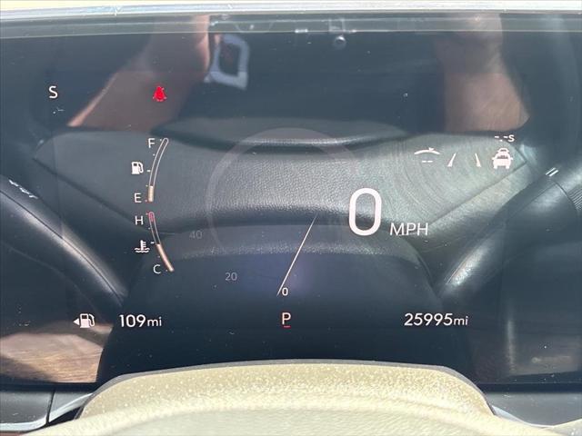 2024 Buick NV Avenir FWD
