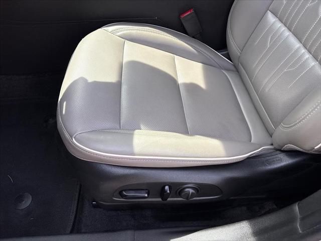 2024 Buick NV Avenir FWD