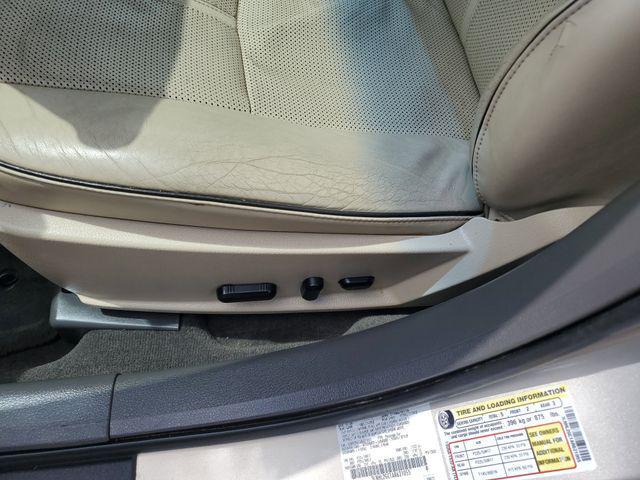2010 Lincoln MKZ Base