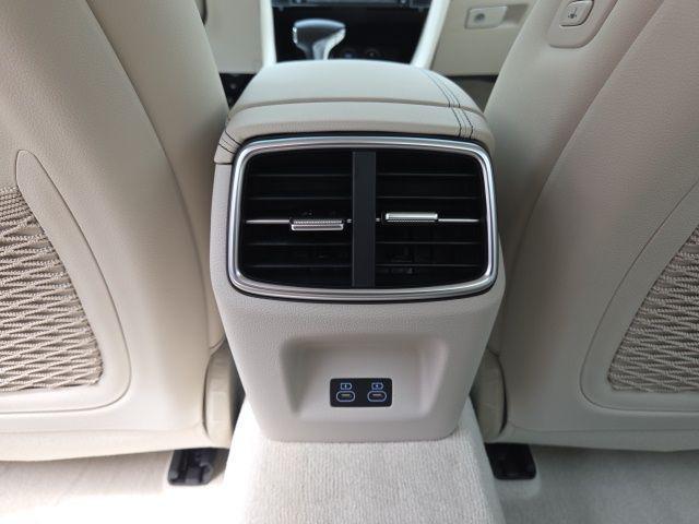 2026 Genesis G70 2.5T RWD Prestige