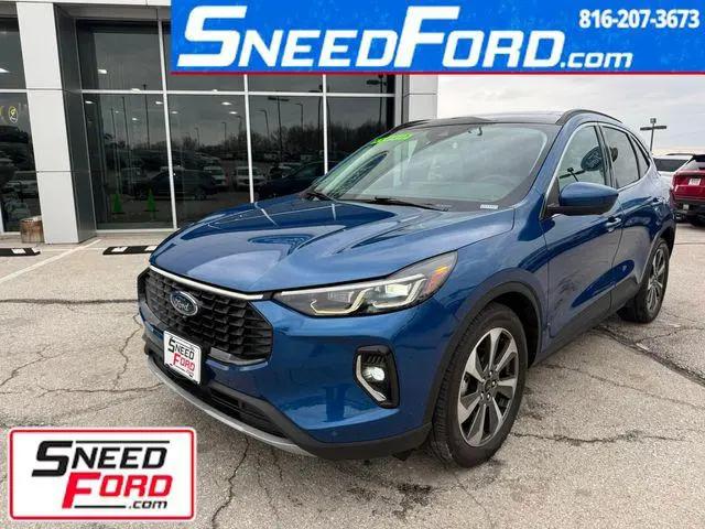 2023 Ford Escape Platinum for sale in Gower, MO