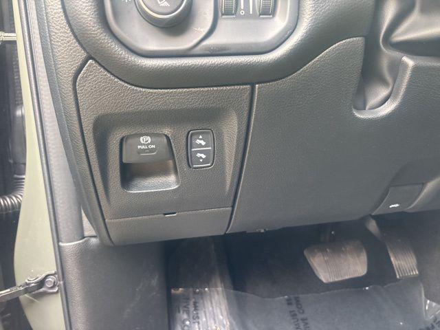 2026 Ram 1500 Laramie Crew Cab 4x4 5'7" Box