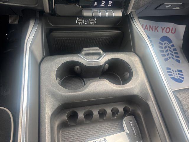 2026 Ram 1500 Laramie Crew Cab 4x4 5'7" Box
