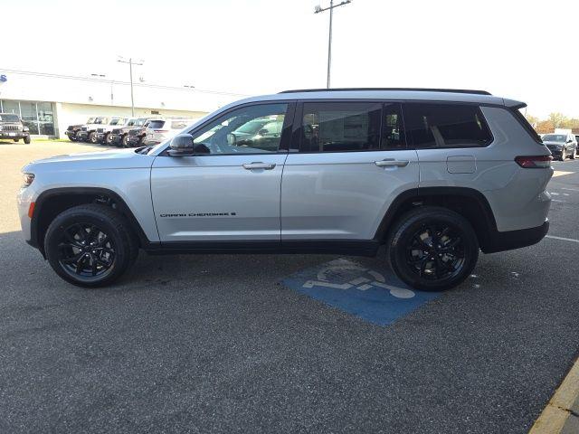 2026 Jeep Grand Cherokee L Altitude 4x4