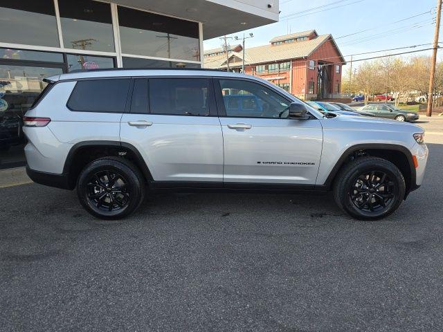 2026 Jeep Grand Cherokee L Altitude 4x4