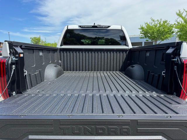 2026 Toyota Tundra SR5 CrewMax 5.5' Bed