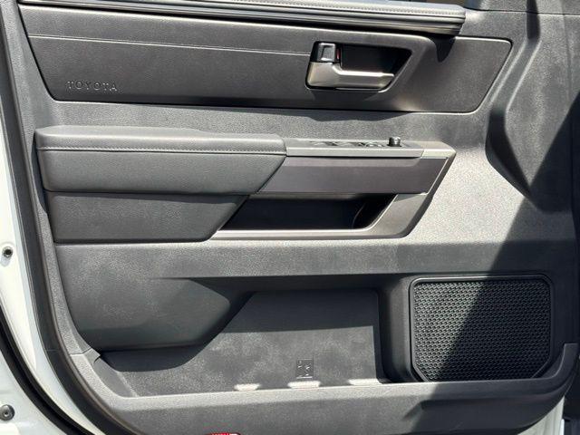 2026 Toyota Tundra SR5 CrewMax 5.5' Bed