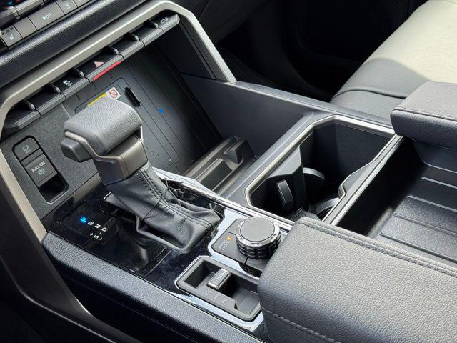 2026 Toyota Tundra SR5 CrewMax 5.5' Bed