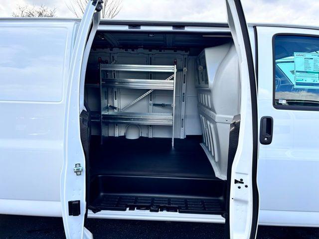 2026 GMC Savana Cargo 3500 Regular Wheelbase, Work Van, RWD