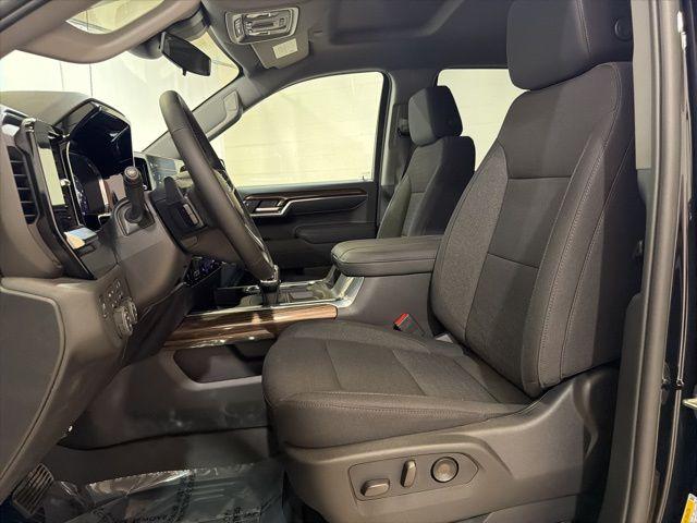 2026 Chevrolet Silverado 1500 4WD Crew Cab Short Bed LT Trail Boss