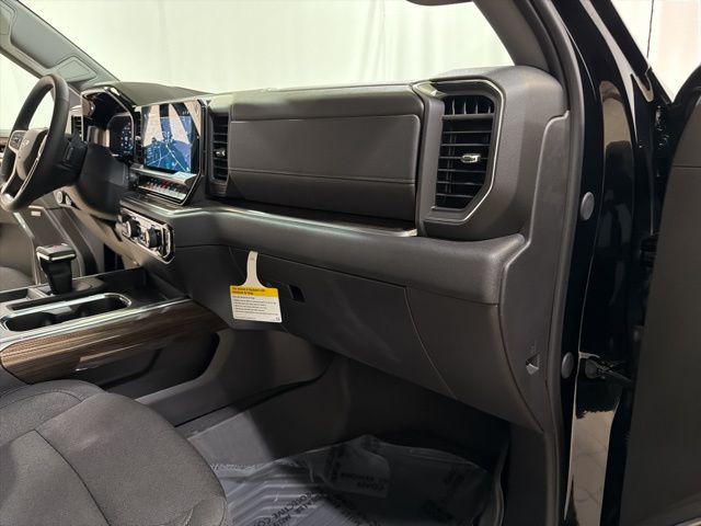 2026 Chevrolet Silverado 1500 4WD Crew Cab Short Bed LT Trail Boss