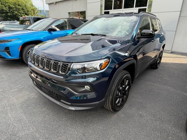 2026 Jeep Compass Latitude Altitude for sale in Mifflintown, PA
