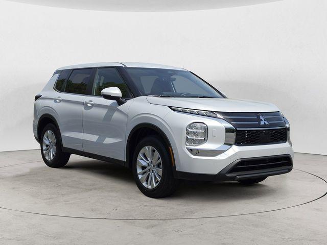 2026 Mitsubishi Outlander ES 1.5T S-AWC