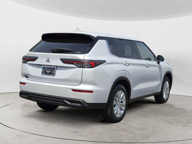 2026 Mitsubishi Outlander ES 1.5T S-AWC