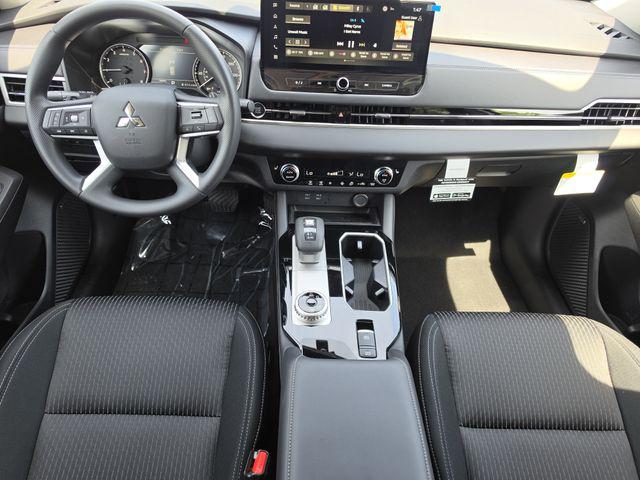 2026 Mitsubishi Outlander ES 1.5T S-AWC