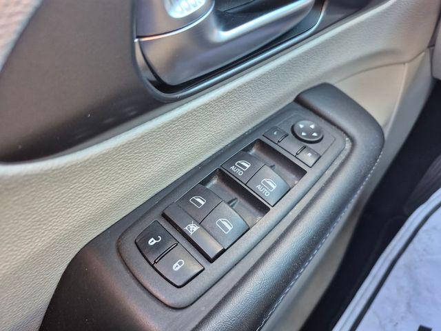 Used 2023 Chrysler Pacifica For Sale in Florence, SC